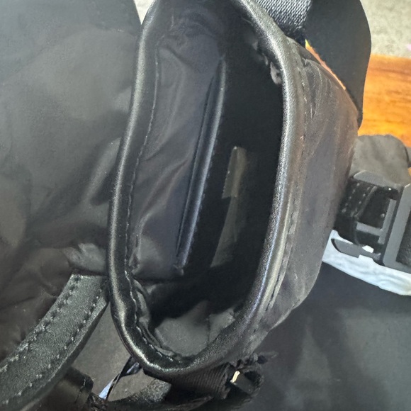 Versace Barocco Crossbody Phone Holder NWT - Picture 6 of 7